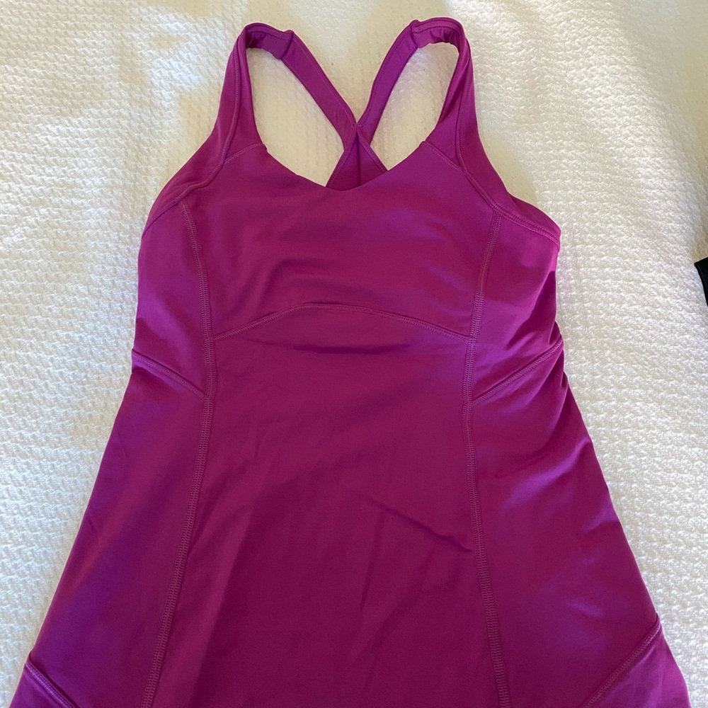Lululemon criss cross workout tank